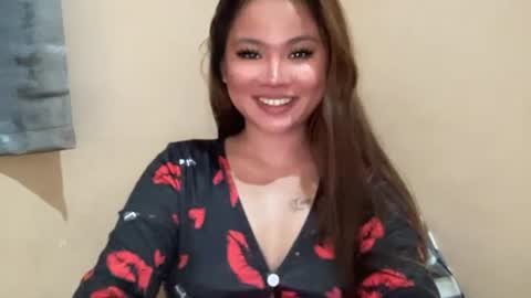 Snapshot of into_the_nightxxx chatting on June 10, 3:07 am KATH online show from June 10, 3:07 am