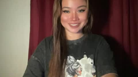 Snapshot of into_the_nightxxx chatting on June 14, 2:35 am KATH online show from June 14, 2:35 am