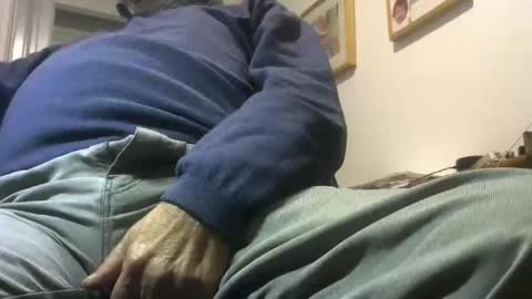 investigator310 online show from February 20, 10:37 pm