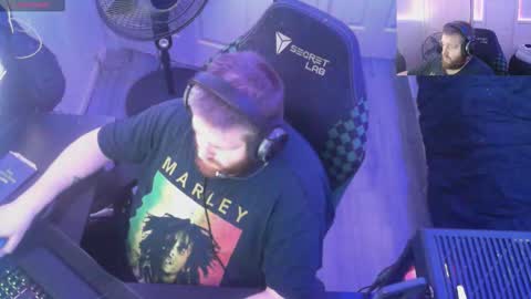 Snapshot of iowaman85 chatting on March 7, 9:17 am iowaman85 online show from March 7, 9:17 am