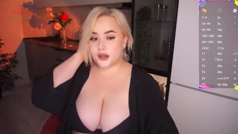 Snapshot of irena_barr18 chatting on October 18, 9:43 am Irena Barr online show from October 18, 9:43 am