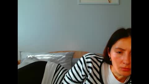 Snapshot of irina9793 chatting on January 19, 10:19 am irina online show from January 19, 10:19 am