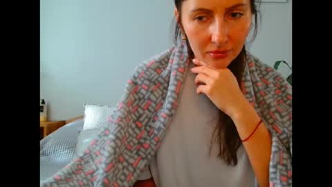 Snapshot of irina9793 chatting on February 2, 9:19 am irina online show from February 2, 9:19 am
