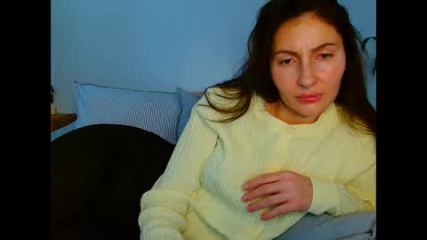 Snapshot of irina9793 chatting on February 17, 10:34 am irina online show from February 17, 10:34 am