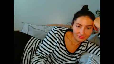 Snapshot of irina9793 chatting on March 17, 10:29 am irina online show from March 17, 10:29 am