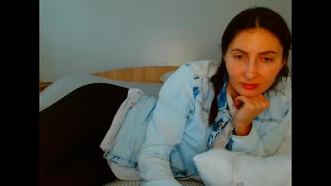 Snapshot of irina9793 chatting on April 22, 9:44 am irina online show from April 22, 9:44 am