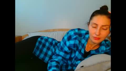Snapshot of irina9793 chatting on May 7, 9:25 am irina online show from May 7, 9:25 am