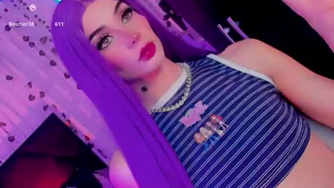 Snapshot of irina_lechera_ chatting on August 3, 10:13 pm Irina online show from August 3, 10:13 pm