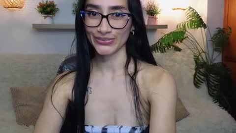 iris  online show from March 13, 3:18 pm