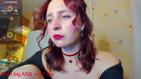 Snapshot of iris_crispy chatting on December 10, 3:33 pm Iris online show from December 10, 3:33 pm