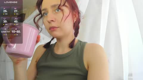 Snapshot of iris_crispy chatting on March 3, 1:09 pm Iris online show from March 3, 1:09 pm