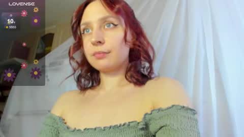 Snapshot of iris_crispy chatting on October 20, 4:57 am Iris online show from October 20, 4:57 am