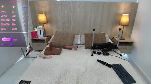 Snapshot of iris_gomez chatting on September 20, 7:48 pm Iris online show from September 20, 7:48 pm