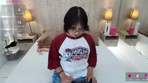Snapshot of iris_gomez chatting on June 25, 7:40 pm Iris online show from June 25, 7:40 pm