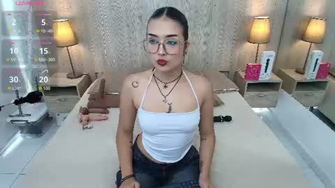 Snapshot of iris_gomez chatting on July 13, 7:27 pm Iris online show from July 13, 7:27 pm