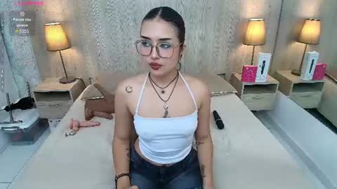 Snapshot of iris_gomez chatting on July 14, 2:05 am Iris online show from July 14, 2:05 am