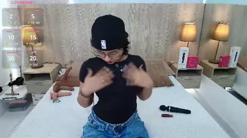 Snapshot of iris_gomez chatting on July 22, 7:27 pm Iris online show from July 22, 7:27 pm