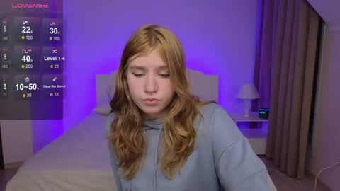 Snapshot of iris_rain chatting on October 12, 10:36 am Iris  online show from October 12, 10:36 am