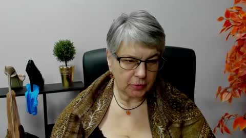 I R I S online show from January 23, 11:04 am
