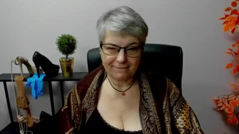 I R I S online show from February 26, 8:59 am
