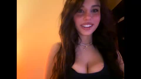 Snapshot of irisbabyyyyyyy chatting on May 22, 11:21 pm irisbabyyyyyyy online show from May 22, 11:21 pm