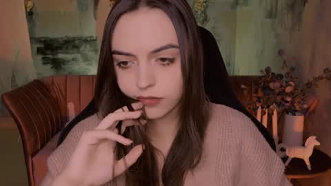 Iris online show from December 3, 4:17 pm