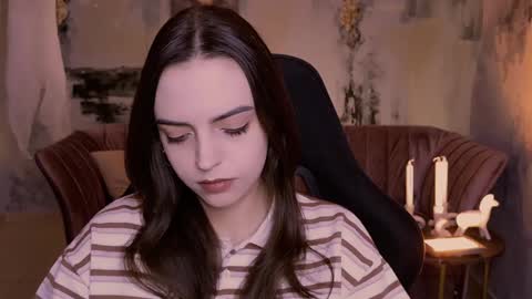 Iris online show from December 13, 1:12 pm