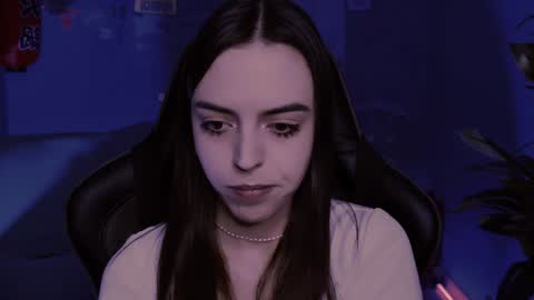 Iris online show from December 17, 4:32 pm