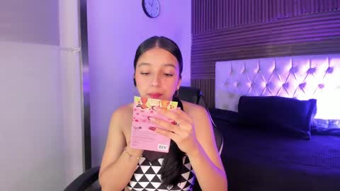 Iris Fyre  online show from June 7, 12:53 pm