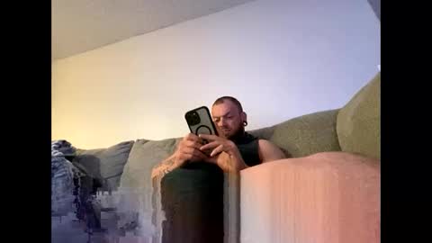 Snapshot of irish419111 chatting on March 16, 5:02 am irish419111 online show from March 16, 5:02 am