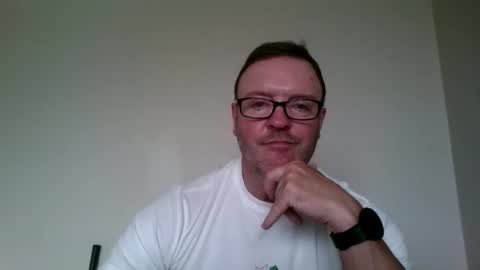 Snapshot of irish_pipe chatting on May 1, 11:59 am irish_pipe online show from May 1, 11:59 am
