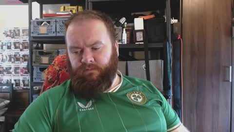 twitter theirishman205 online show from September 9, 10:59 am