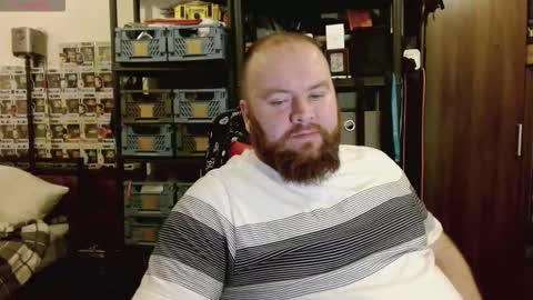 twitter theirishman205 online show from September 24, 8:01 pm