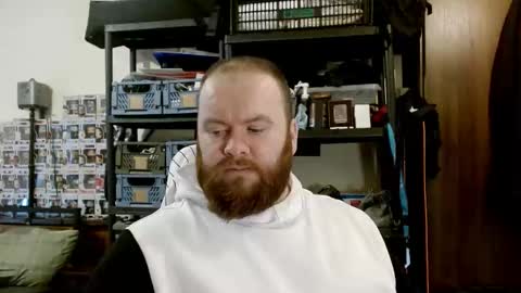 Snapshot of irishdaddy24 chatting on March 16, 12:20 pm twitter theirishman205 online show from March 16, 12:20 pm