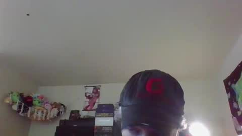 Irishdude2483 online show from September 9, 3:55 pm