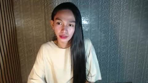 IRISH AND TRIXIE online show from April 25, 4:15 am