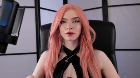 Snapshot of irisice chatting on February 27, 11:10 am Miss Iris Fansly Miss Iris new inst.  online show from February 27, 11:10 am