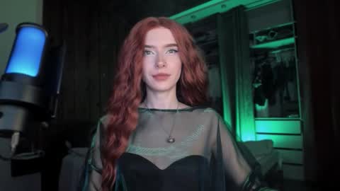 Snapshot of irisice chatting on September 14, 4:50 pm Miss Iris Fansly Miss Iris new inst.  online show from September 14, 4:50 pm