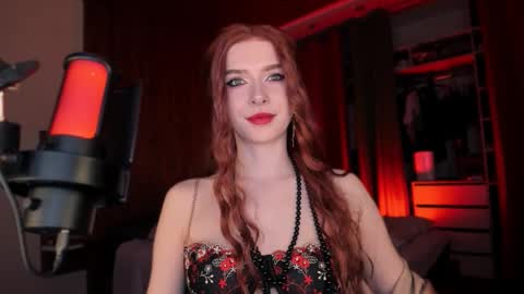 Snapshot of irisice chatting on September 28, 5:40 pm Miss Iris Fansly Miss Iris new inst.  online show from September 28, 5:40 pm