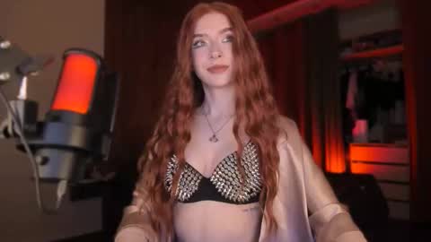 Snapshot of irisice chatting on October 14, 3:57 pm Miss Iris Fansly Miss Iris new inst.  online show from October 14, 3:57 pm