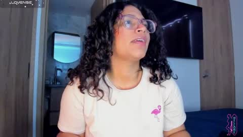 Snapshot of iriss_25 chatting on June 7, 12:09 pm iris online show from June 7, 12:09 pm