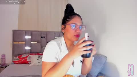 Snapshot of iriss_25 chatting on July 1, 10:06 am iris online show from July 1, 10:06 am