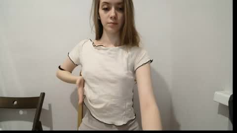 Snapshot of irma_b2004 chatting on May 10, 7:41 pm irma_b2004 online show from May 10, 7:41 pm