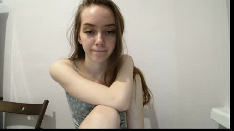 Snapshot of irma_b2004 chatting on May 16, 7:34 pm irma_b2004 online show from May 16, 7:34 pm