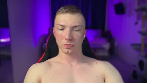 Iron online show from February 8, 10:57 pm