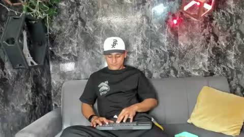Snapshot of iron_king7 chatting on July 21, 12:40 pm Iron king online show from July 21, 12:40 pm