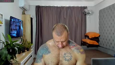 Snapshot of ironhulk22 chatting on July 19, 11:36 am ironhulk22 online show from July 19, 11:36 am