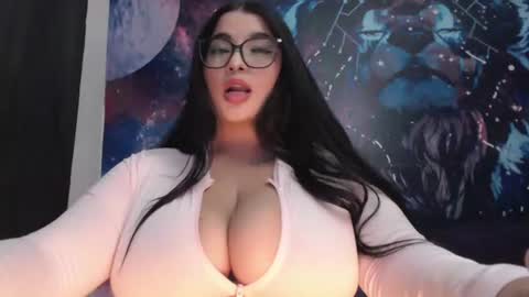 Dani online show from June 13, 4:05 pm