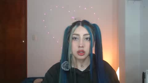 Snapshot of is_nat chatting on November 25, 3:17 am Nat online show from November 25, 3:17 am