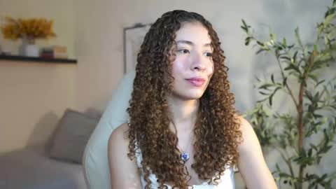 isa_____ online show from May 30, 3:03 am